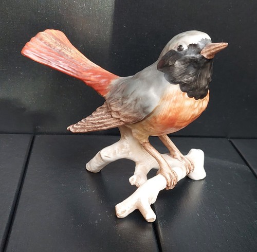 Vogel aus porzellan - vogel,